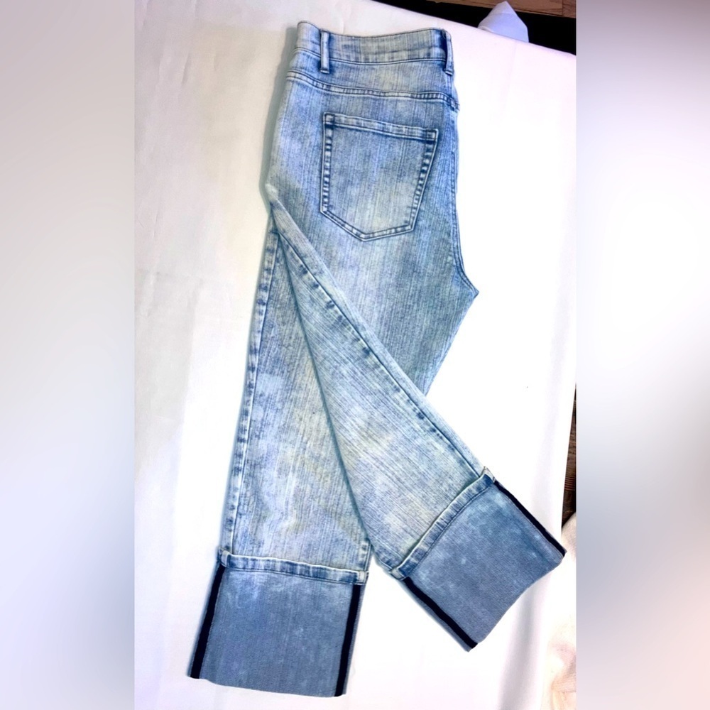 Jones New York BLEECKER Crop LG Cuff Indigo Acid Wash Jeans W8